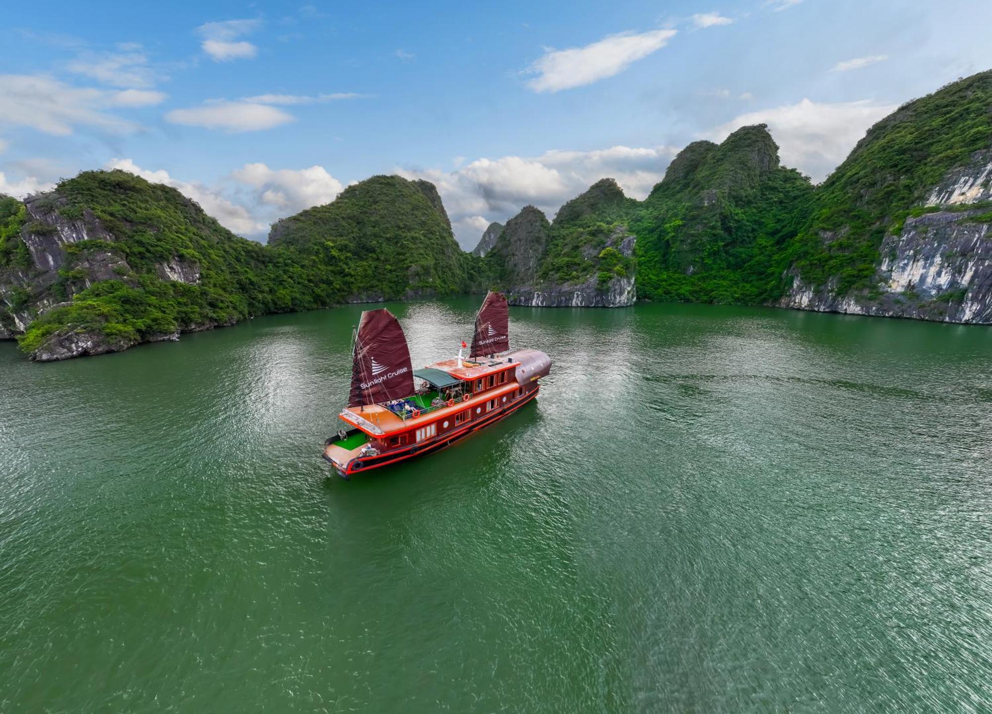 Hotel Sunlight Boutique Cruise - Cat Ba Island Ha Long Exterior foto